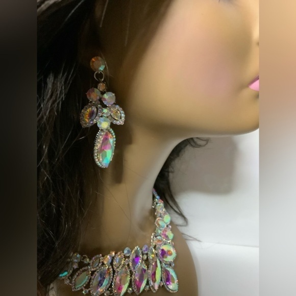 Statement Necklace & Earring Set - Picture 6 of 7